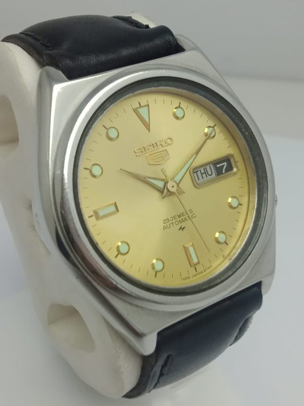 Seiko 5 7009-8763 Automatic Day Date Vintage Men’s Watch
