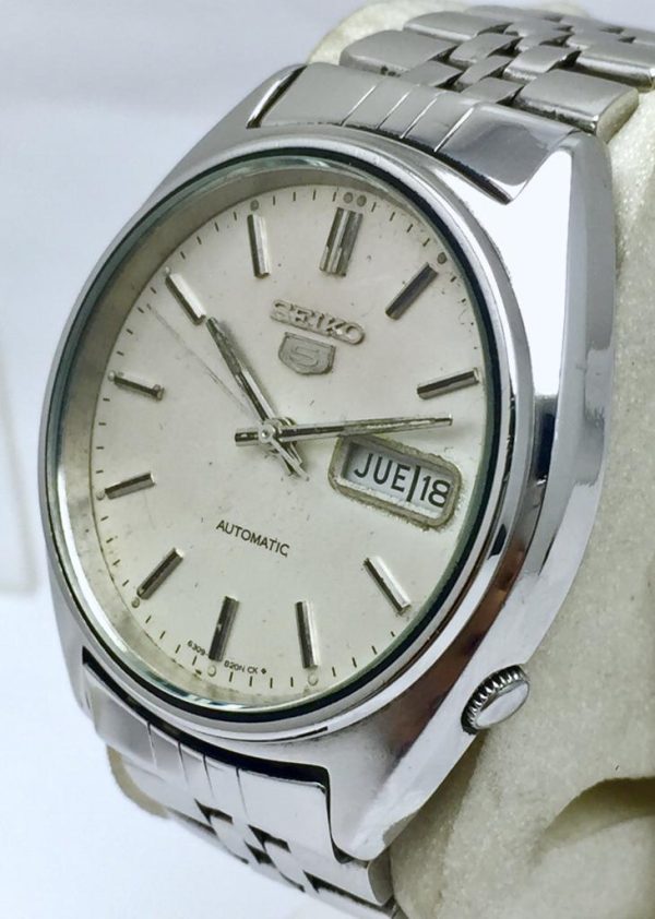 Seiko 5 639-8840 Day/Date Automatic Vintage Men's Watch