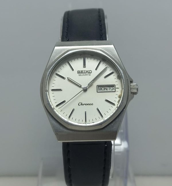 Seiko Quartz Chronos 7433-7040 White Dial Day Date Vintage Men's Watch