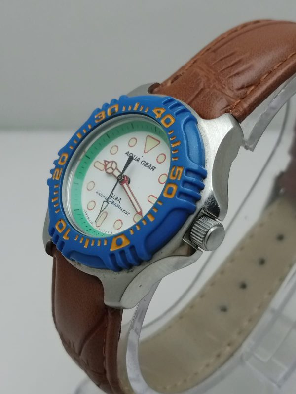 SEIKO ALBA V701-1060 AQUA GEAR Quartz Vintage Unisex Diver Watch