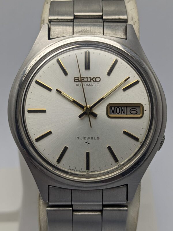 Seiko 5 Automatic 7009-8028 DayDate Vintage Men's Watch