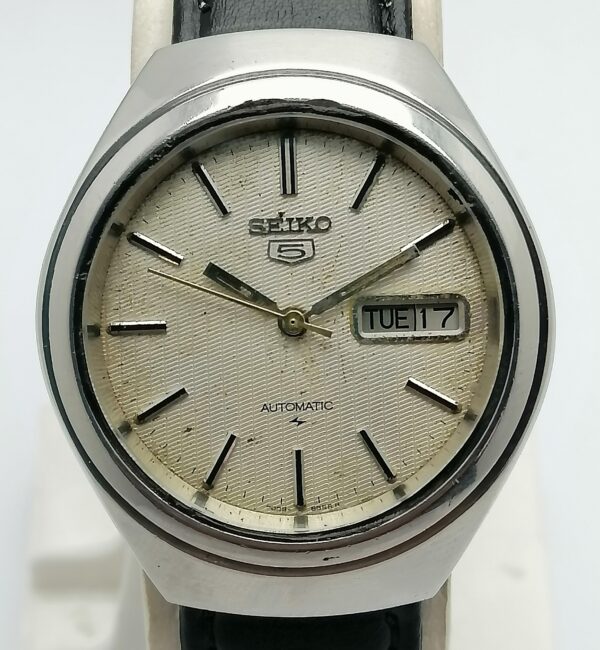 Seiko 5 Automatic 7009-8600 Vintage Men's Watch