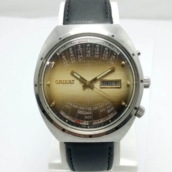 ORIENT Automatic Y469672-4A Day/Date Calendar World Time Vintage Men's Watch