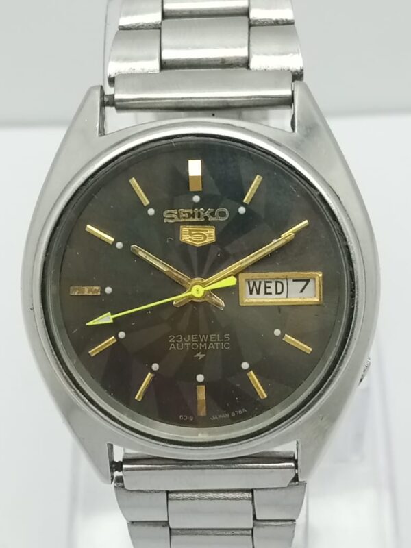 SEIKO 5 Automatic 6309-8840 Day/Date Vintage Men's Watch