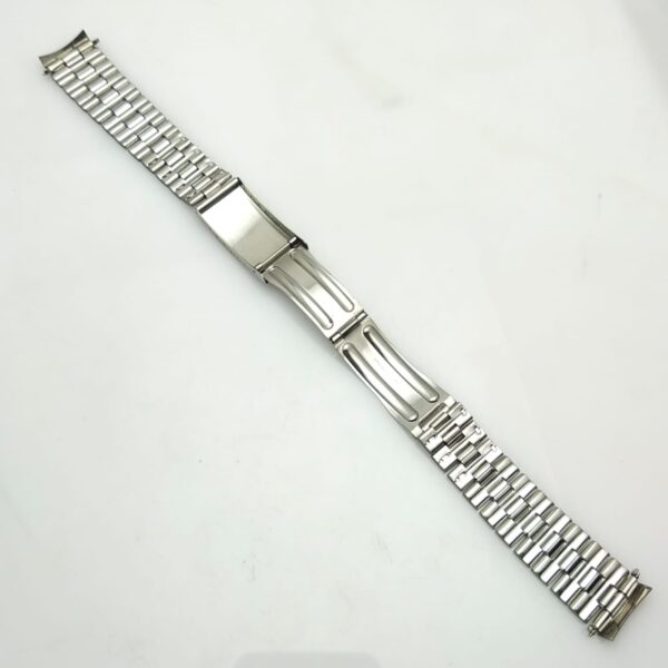 18 mm Curved End Link Titus 9301 Vintage Men's Watch Bracelet