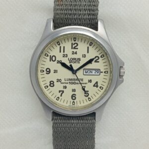 Lorus Lumibrite Seiko VX33-X068 Day/Date Vintage Men's Military Watch