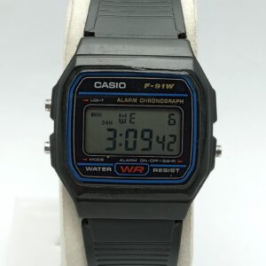 Casio Quartz 593 F-91W Digital Alarm Chronograph Vintage Watch