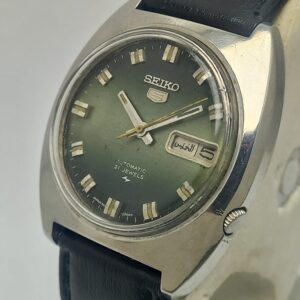 Seiko 5 Automatic 7019-7190 Day/Date Vintage Men's Watch AAS202SGB3