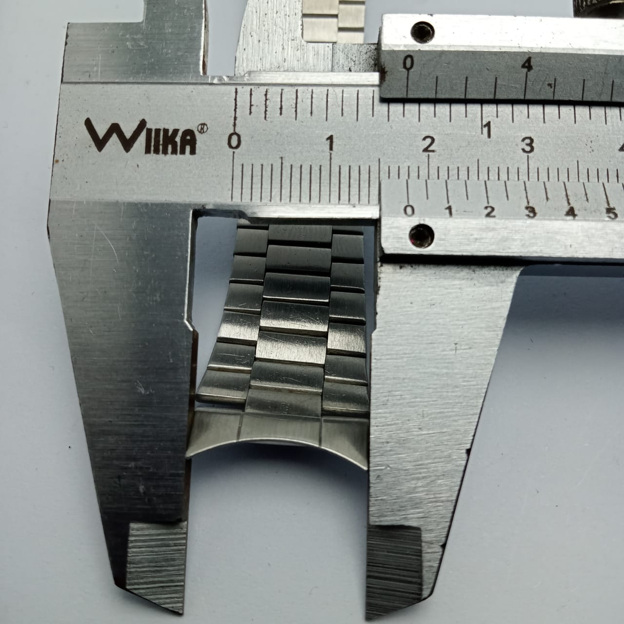 18 mm Curved End Links Seiko 7009 3171 A2 Vintage Watch Bracelet (1)