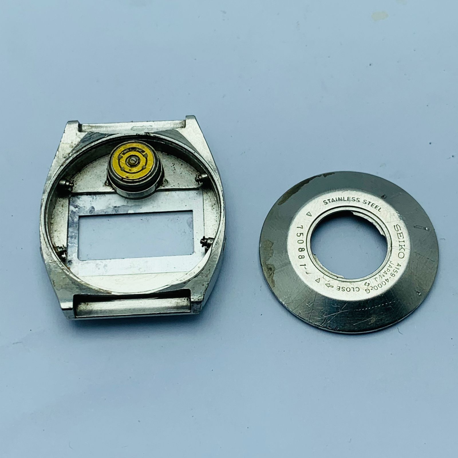 Seiko A159-4000 Digital Vintage Men’s Watch Case WLD462ZHB2 - Image 4