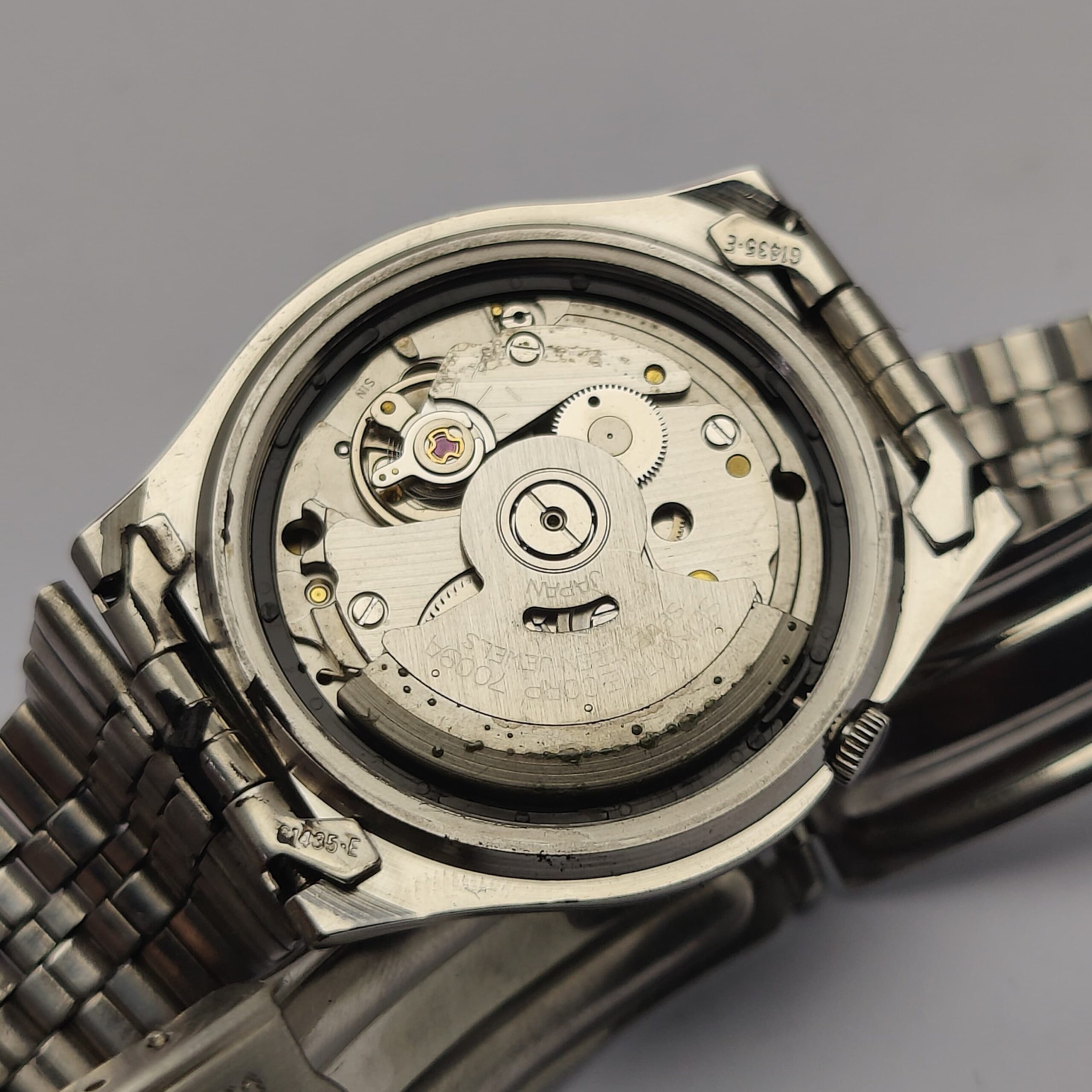 Seiko 5 Automatic 7009-3171 Day/Date Vintage Men's Watch AYZ66ABR4 - Image 9