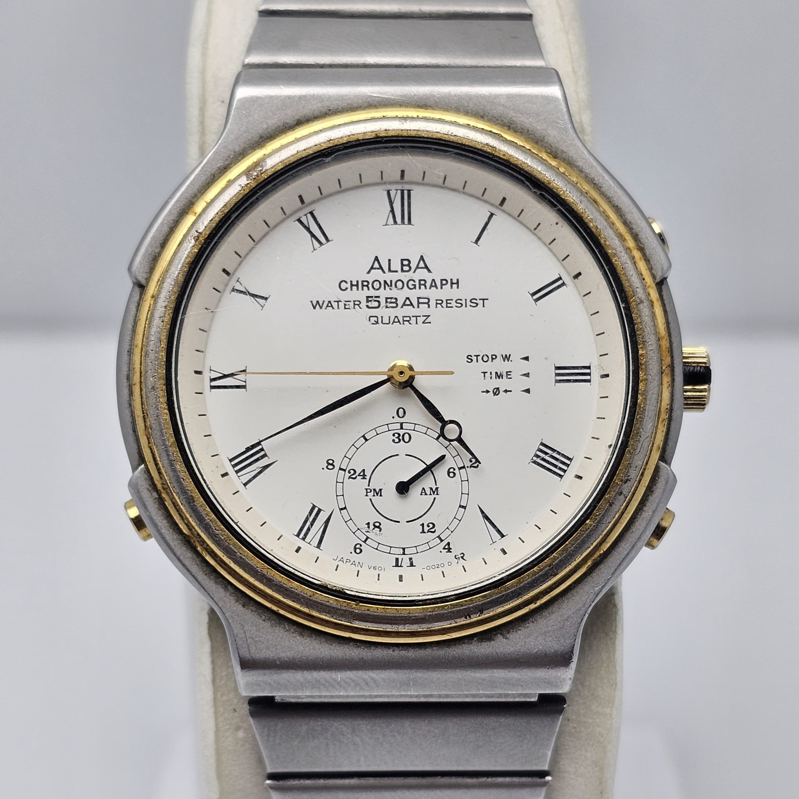Alba Chronograph V601 0010 Quartz Vintage Mens Watch 10 scaled