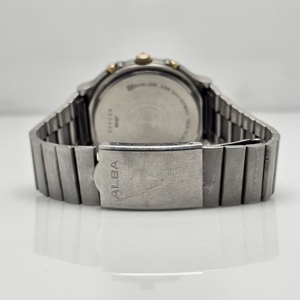 Alba Chronograph V601 0010 Quartz Vintage Mens Watch 2 600x600