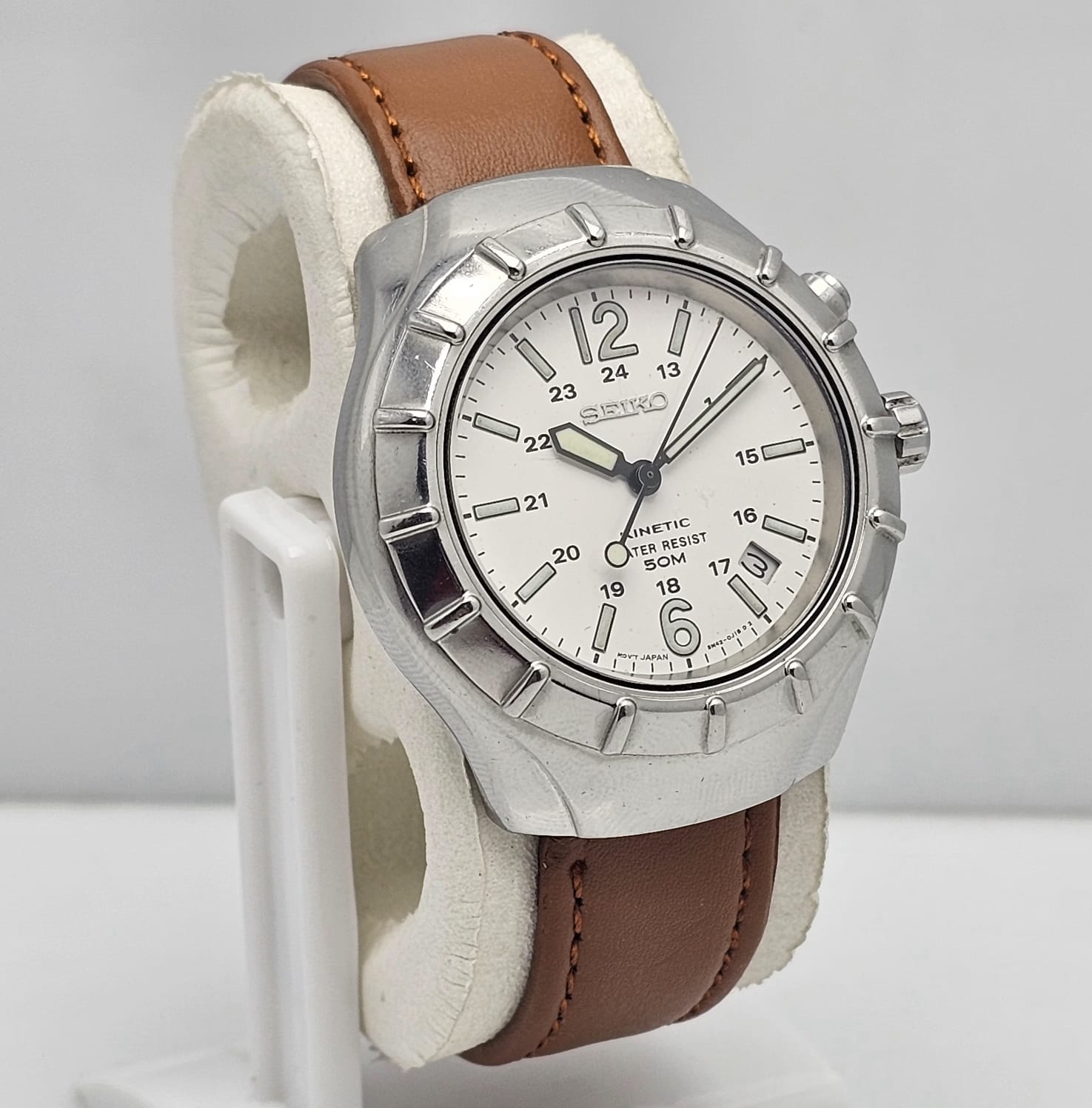 SEIKO KINETIC 5M42 0F10 VINTAGE MENS WATCH 10