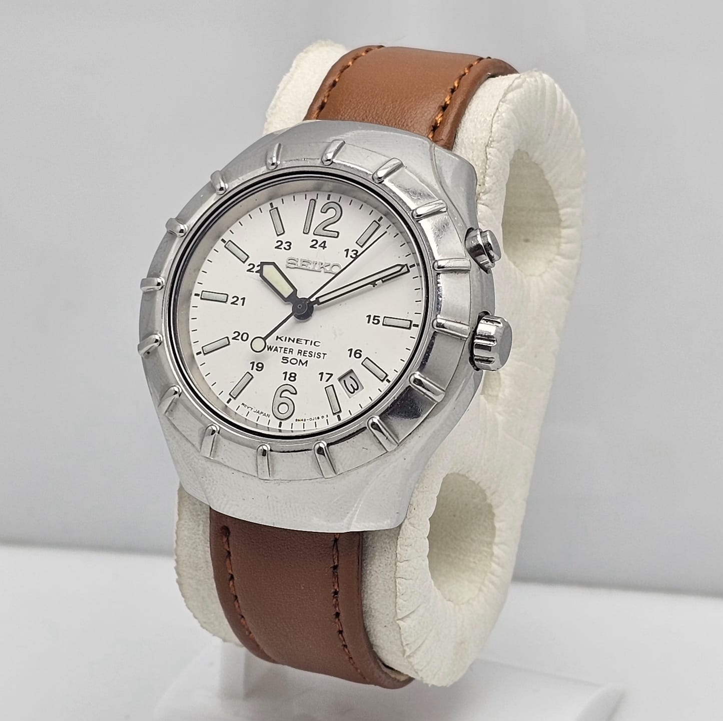 SEIKO KINETIC 5M42 0F10 VINTAGE MENS WATCH 11