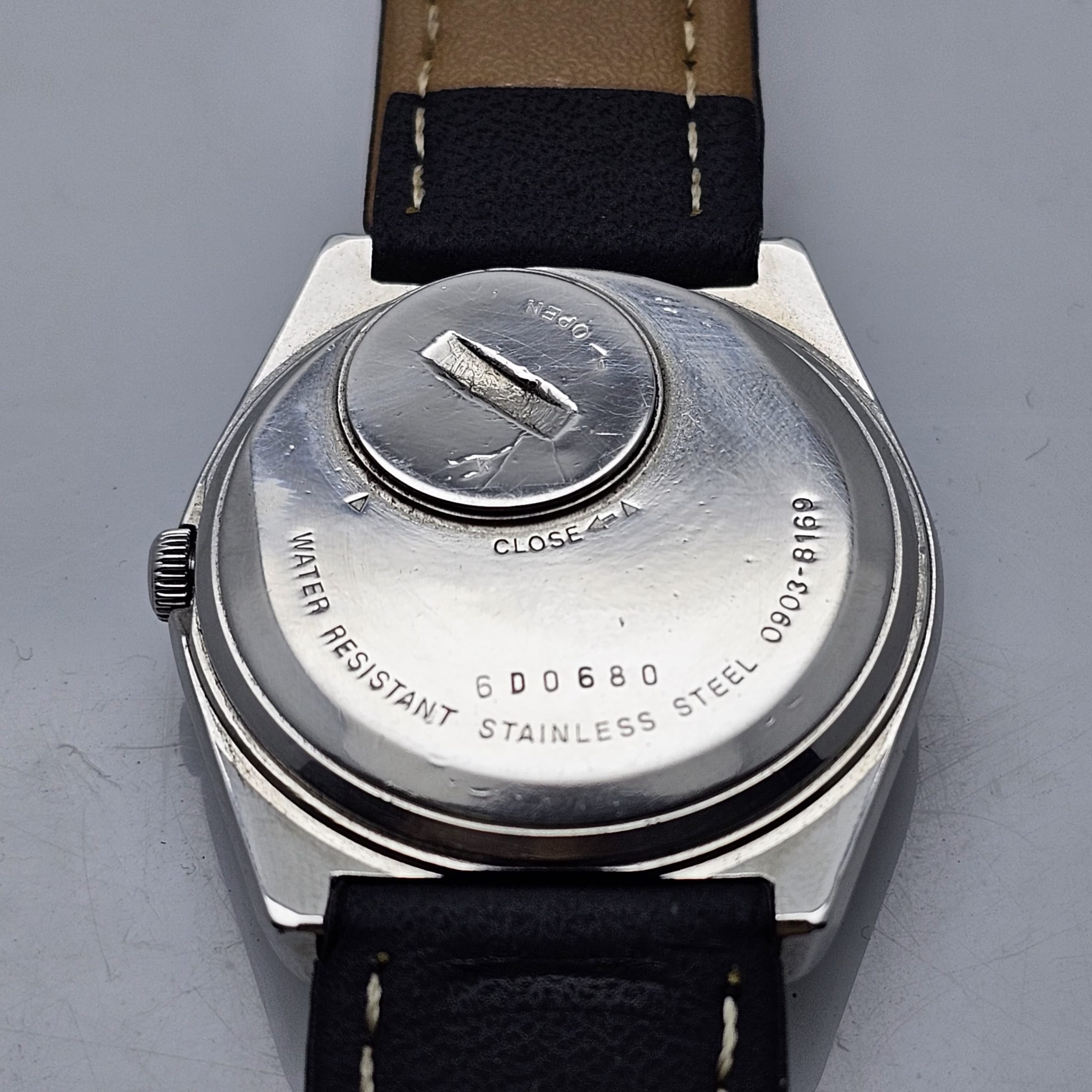 Seiko 0903 8169 DayDate Quartz 4004 Vintage Mens Watch 1 scaled