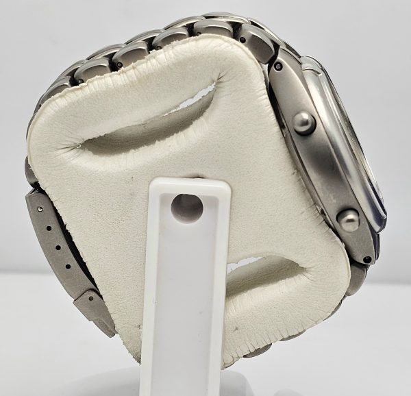 Tissot 1853 Quartz T670 Titanium Alarm Chronograph AnaDigi Vintage Mens Watch 7 600x578