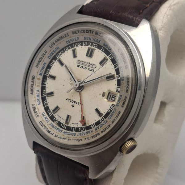 WhatsApp Image 2024 10 28 at 7.06.48 PM 1 600x600