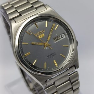 Seiko 5 Automatic 7019-8180 Day/Date Vintage Men's Watch ZHNE28MUM7