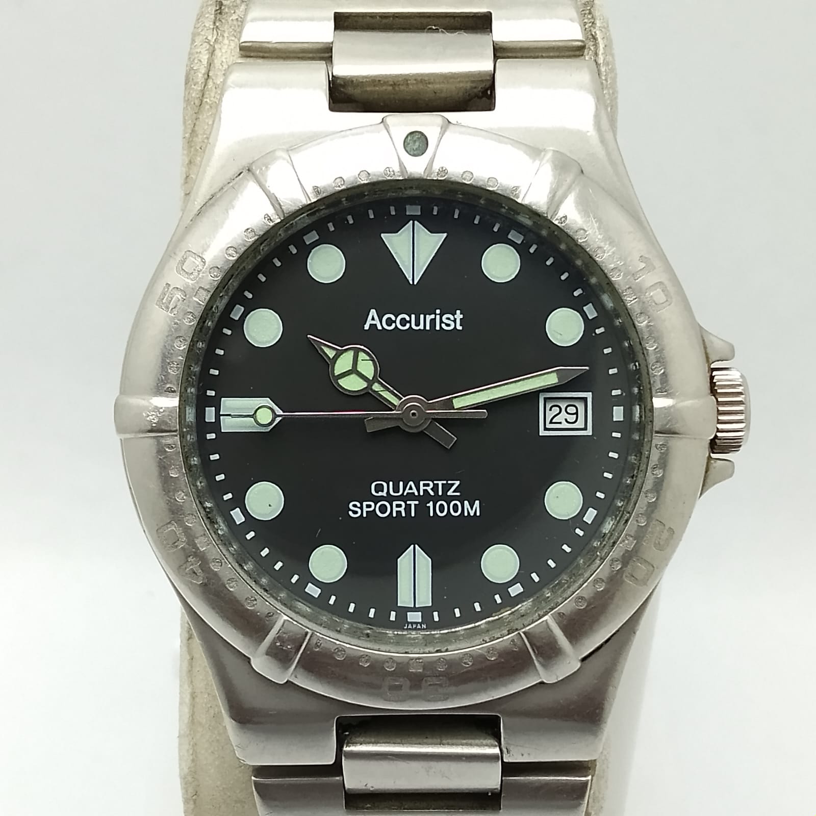Accurist Quartz 199000 Cal.6M12 Vintage Men’s Watch AAS289SAL7