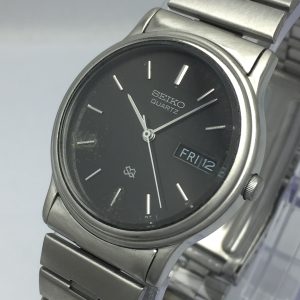 Seiko Quartz SQ 5Y23-6A70 Black Dial Day/Date Vintage Men's Watch AHNE3BAS4