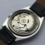 Seiko 5 Automatic 7009-8750 Day/Date Vintage Watch ADN85BAS8 - Image 9