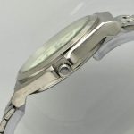 Seiko Alba V743-8020 Luminous Dial Day/Date Vintage Watch AAS234BAS5 - Image 4