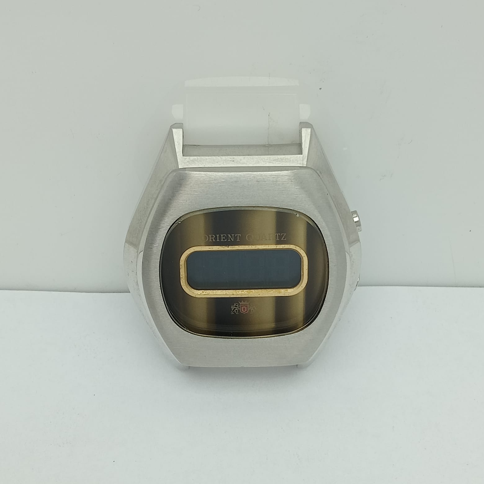 Orient-Quartz-G661607-40-Digital-Vintage-Mens-Watch-For-Parts-5-1-1.jpeg Orient Quartz G661607-40 Digital Vintage Men's Watch For Parts SMU129ARL2 - Image 1