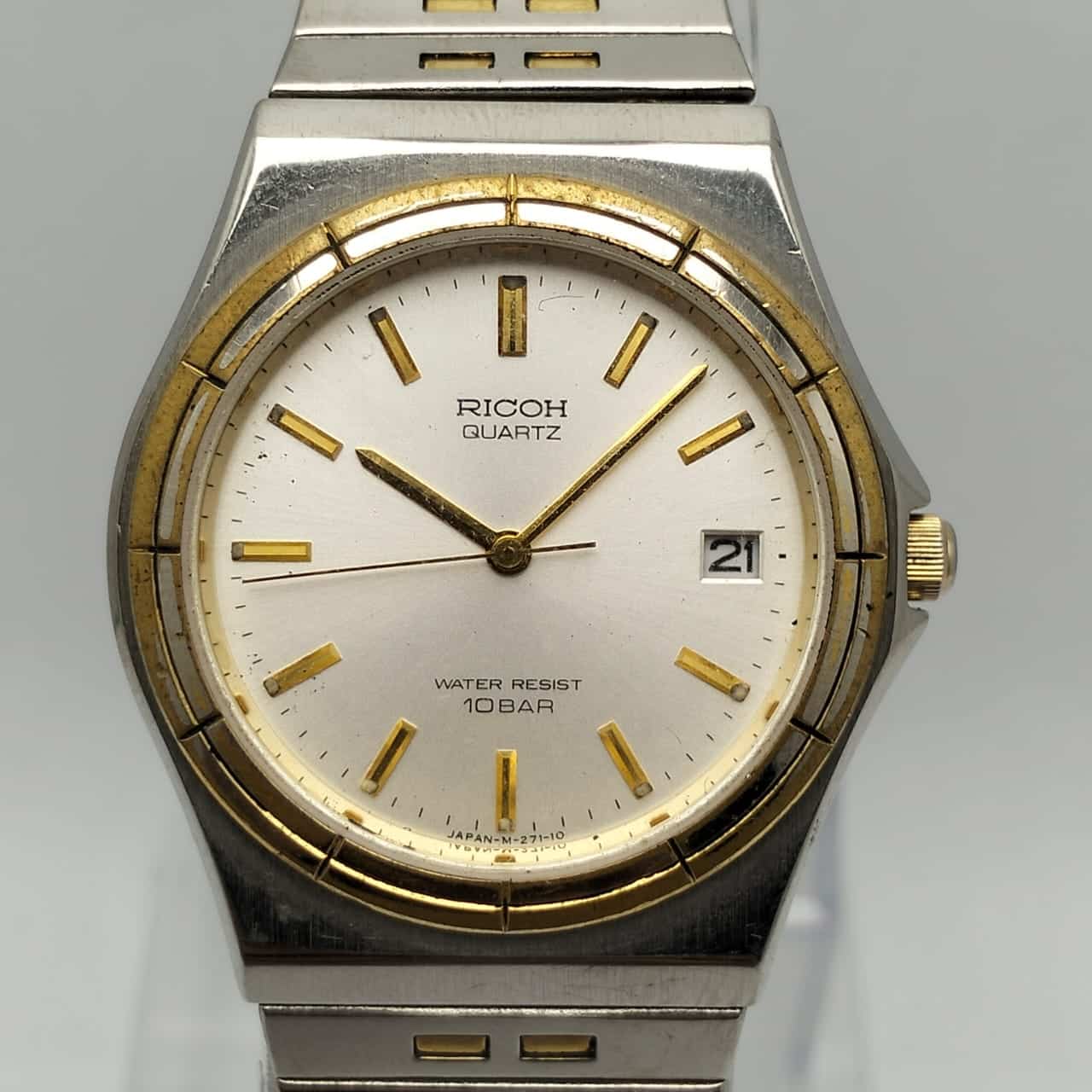 WhatsApp-Image-2024-06-26-at-3.56.47-PM.jpeg Ricoh M-271-10 Two Tone Quartz Vintage Men’s Watch BRG710MHN3 - Image 1