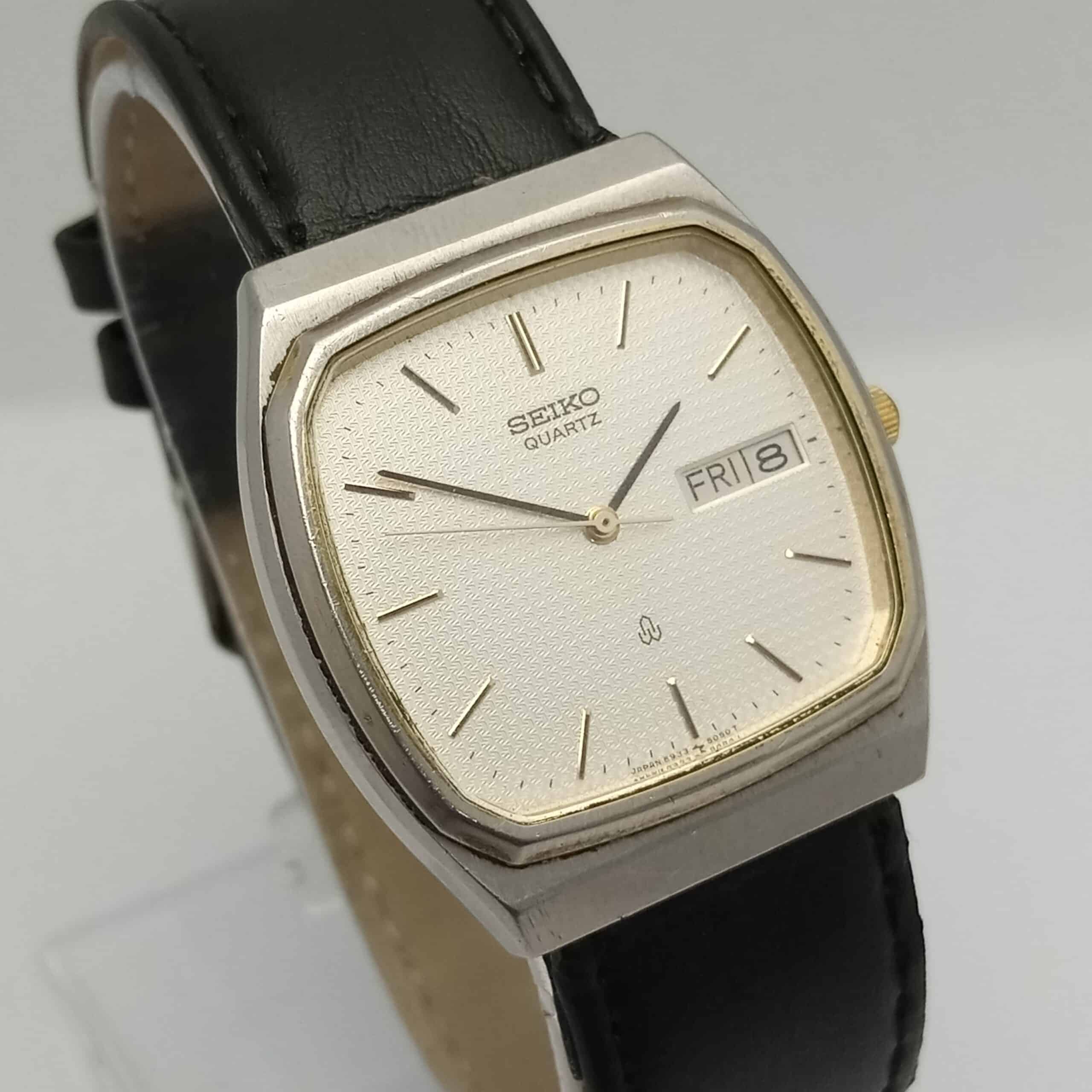 WhatsApp-Image-2024-10-05-at-11.55.19-AM-2-1-scaled-1.jpeg Seiko Quartz 5933-5040 Day/Date Vintage Men's Watch ALM207MUB3 - Image 1