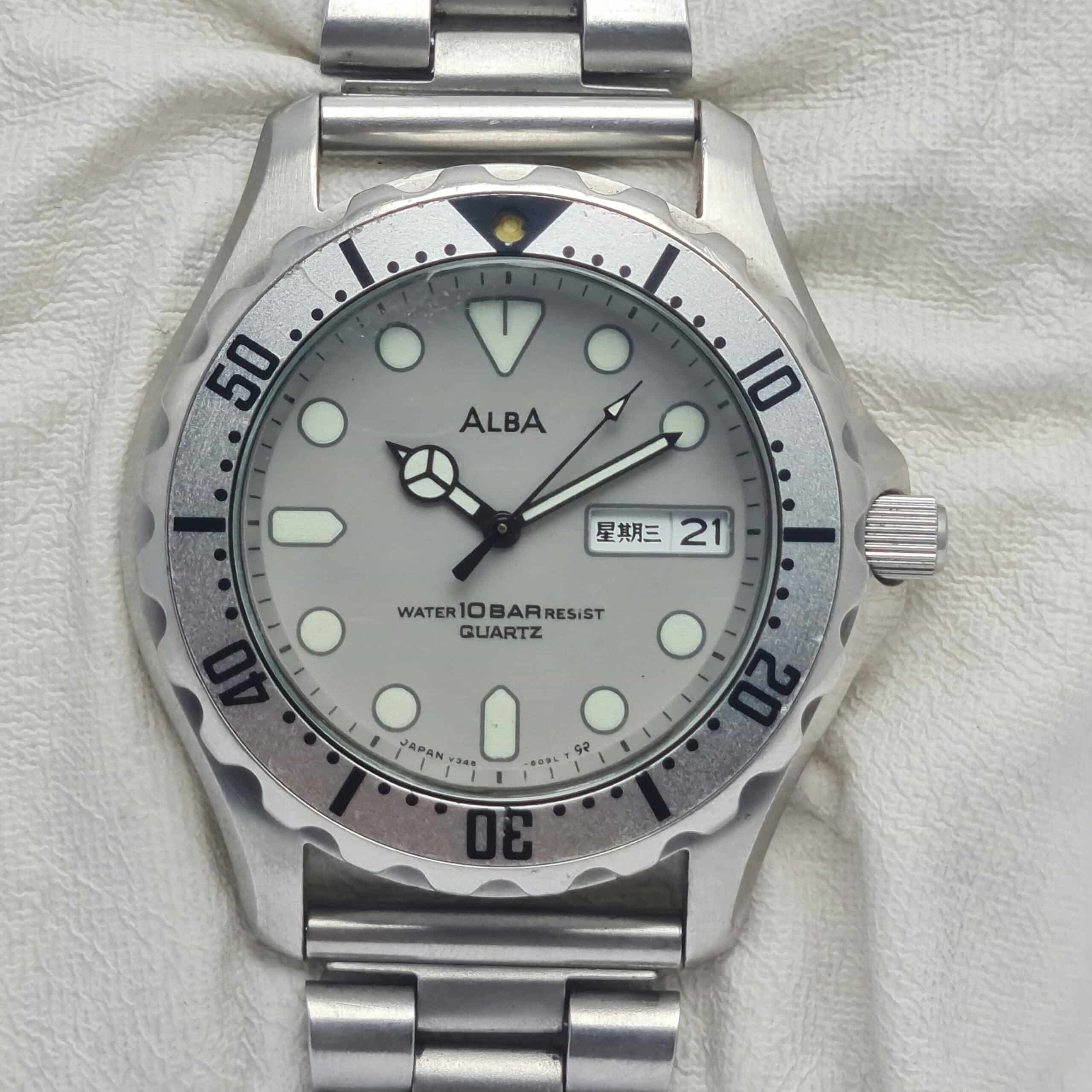 WhatsApp-Image-2024-11-20-at-7.01.24-PM-2-scaled-1.jpeg Seiko Alba Diver V348-6090 Quartz Vintage Men’s Watch TYB19ABR5 - Image 1